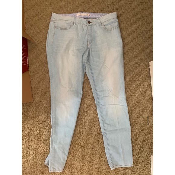 Mid Rise Jeans - Picture 1 of 2